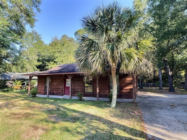 Building Photo - 3 BD 2 BA Home in the Ocean Springs School District