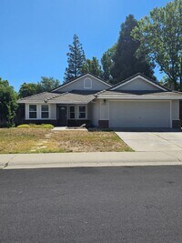 Building Photo - Beautiful Newly Remodeled Home Available Now!
