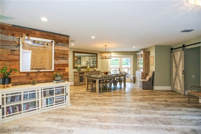 Building Photo - 5840 Bur Oaks Ln