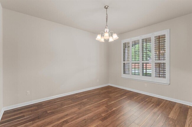 Building Photo - 404 Arrowhead Trail