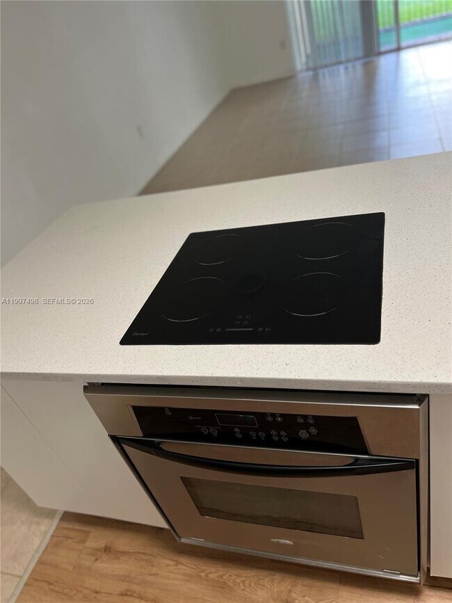 Building Photo - 8215 Lake Dr