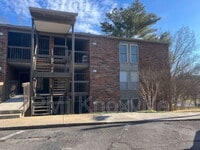 Building Photo - 456 Berlin Dr