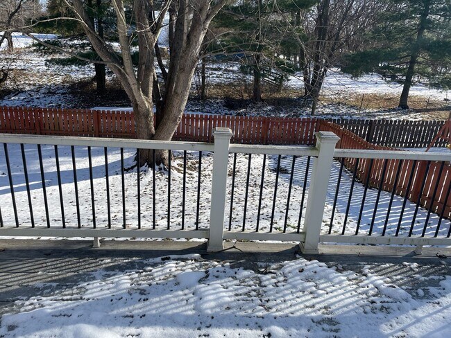 Building Photo - Beautiful 5 bedroom home built in 2022