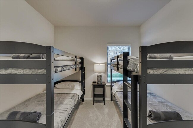 Building Photo - 441 Avenue A