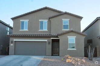 Building Photo - SPACIOUS 4 BEDROOM 3 FULL BATH HOME