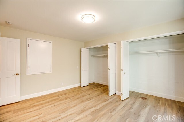 Building Photo - 224 26th St