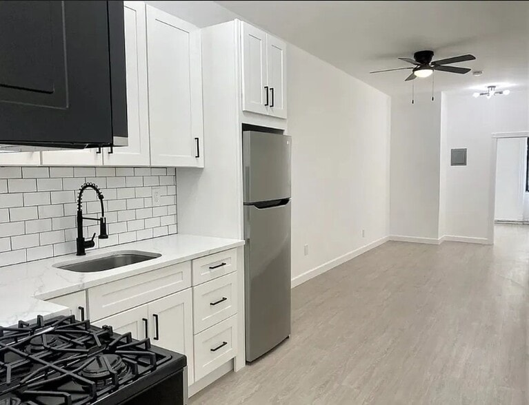 Building Photo - 202 St Nicholas Ave