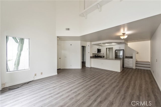 Building Photo - 75 Briarglen