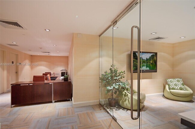 Building Photo - 951 Brickell Ave