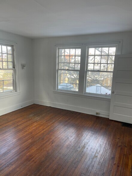 Building Photo - 5826 Darlington Rd #3
