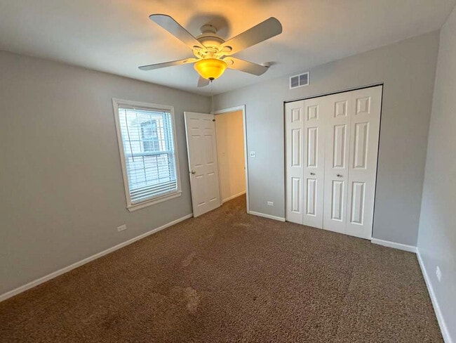 Building Photo - 124 Barton Cir