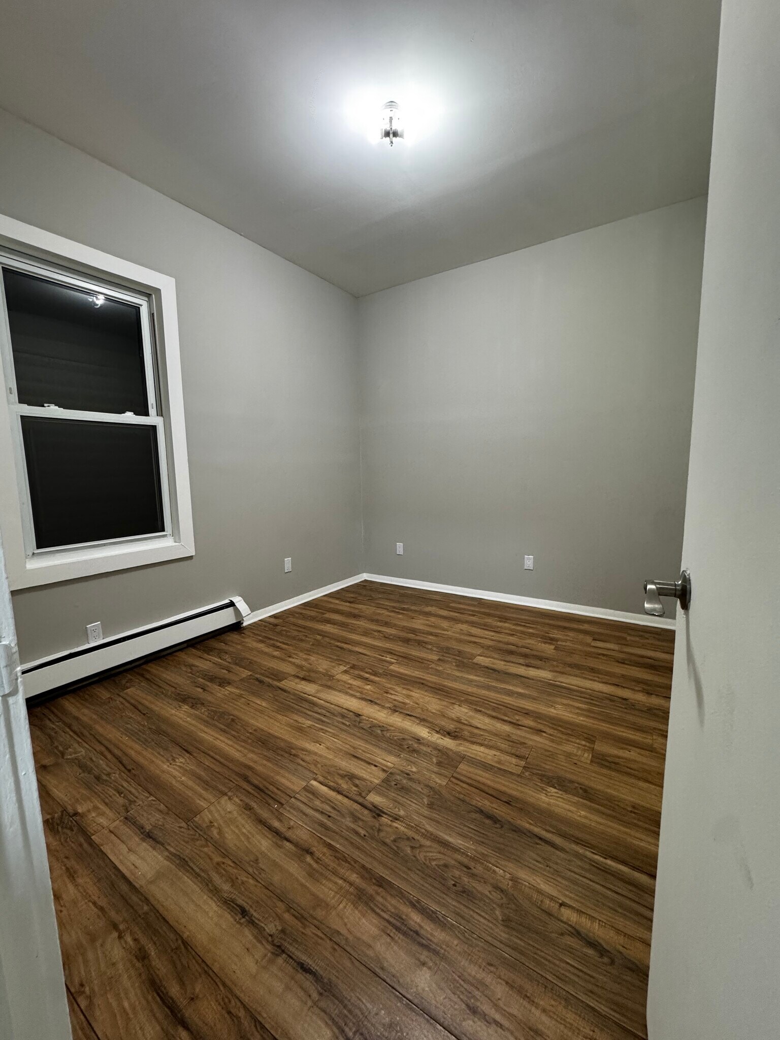 3rd bedroom - 257 Mount Vernon Ave