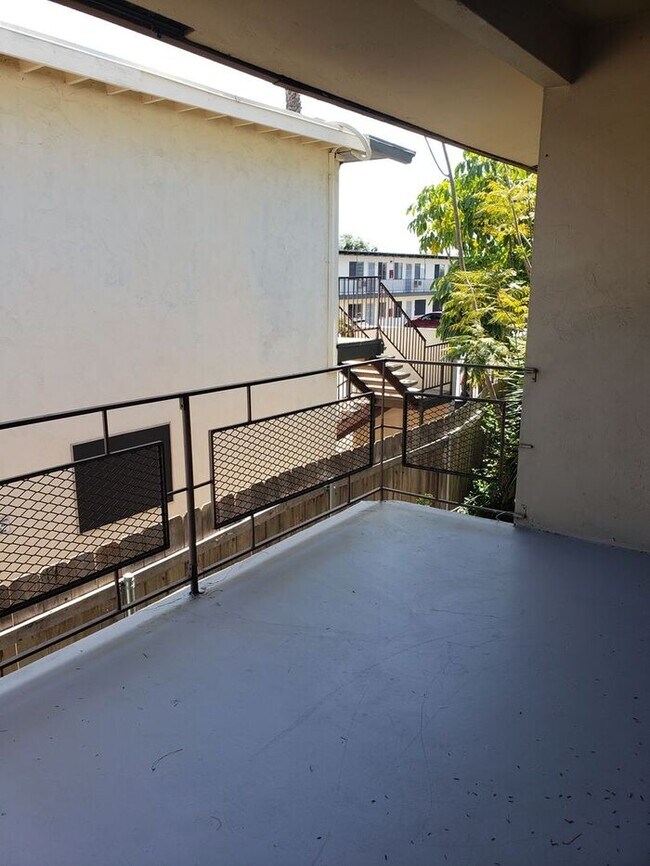 Building Photo - 1/2 OFF 1St Month!! Gated Community - Spacious 2 bdrm unit in La Mesa