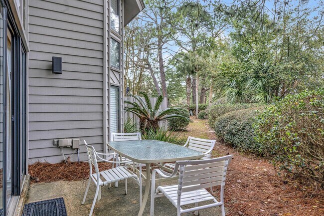 Building Photo - 290 Sandestin Blvd