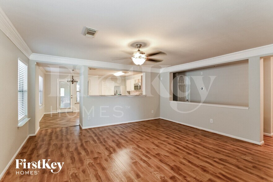 Building Photo - 15114 Blue Creek Ranch Dr