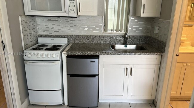 Building Photo - 90 Isle of Venice Dr