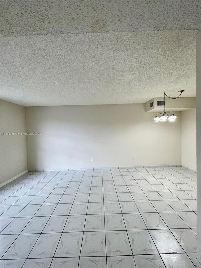 Building Photo - 7211 W 24th Ave
