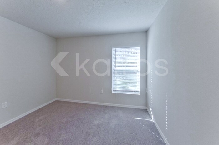 Building Photo - 1244 W Hanover Ln