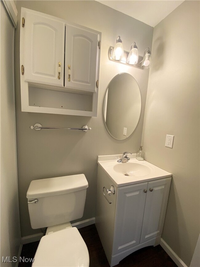 Building Photo - 1480 Cedarwood Dr