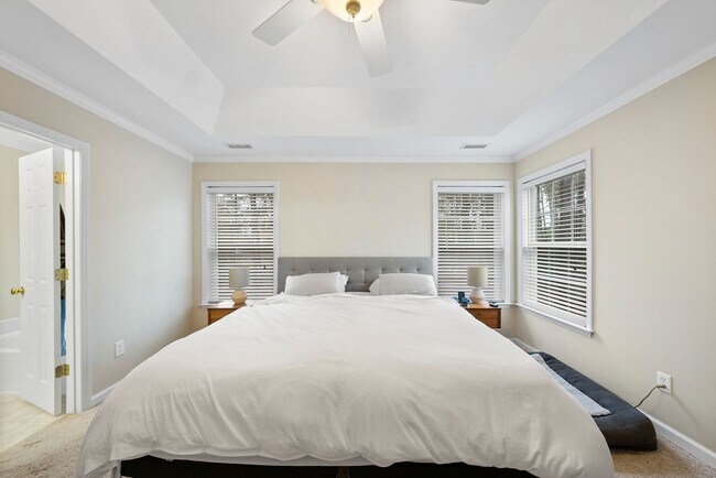 Building Photo - 9429 Shallcross Way