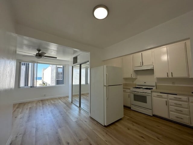 Building Photo - 11 Navy St