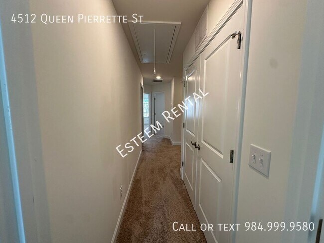 Building Photo - 4512 Queen Pierrette St
