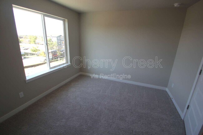 Building Photo - 2406 S Troy Ct