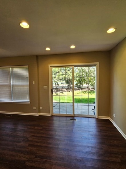 Building Photo - 10530 Wakefield Ln
