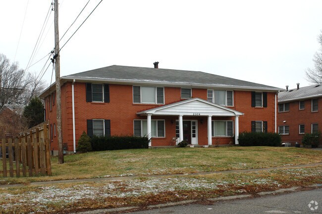 Building Photo - 2304 Terrier Ct