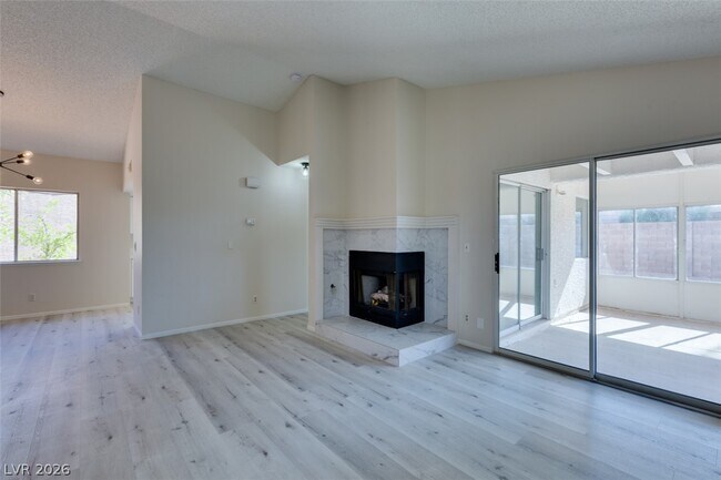 Building Photo - 582 Searchlight Dr