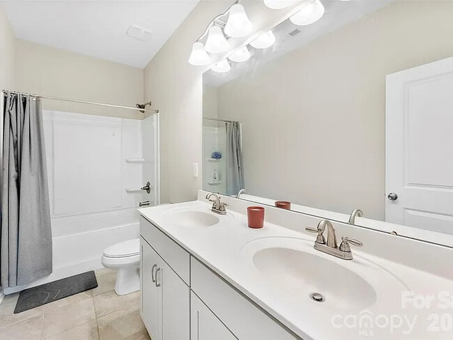 Building Photo - Earn Wealth While Leasing - Like a Homeowner - Lease to Own