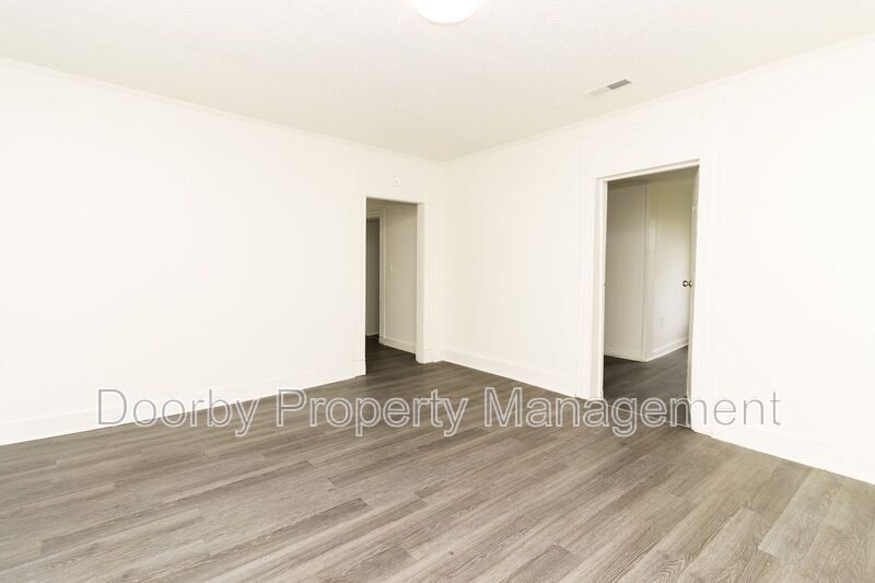 Building Photo - 4902 13th Ave