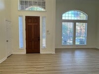 Building Photo - 3720 Southport Dr