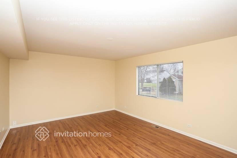 Building Photo - 1225 Sebring Cir