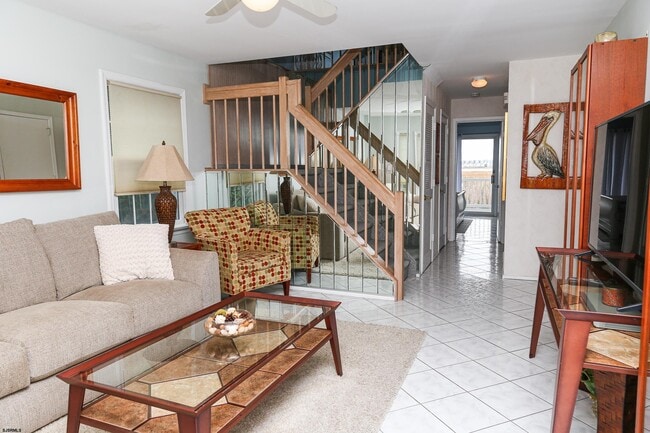 Building Photo - 12 Gull Cove