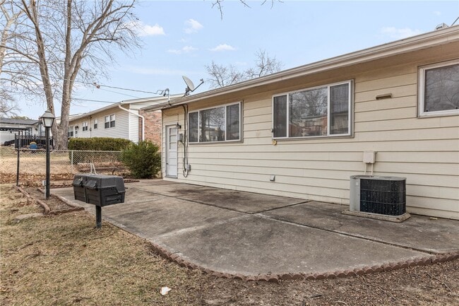 Building Photo - 4645 Tauneybrook Dr