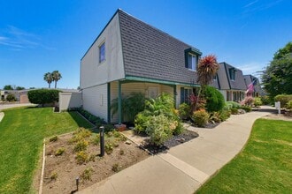 Building Photo - Enjoy Beach life