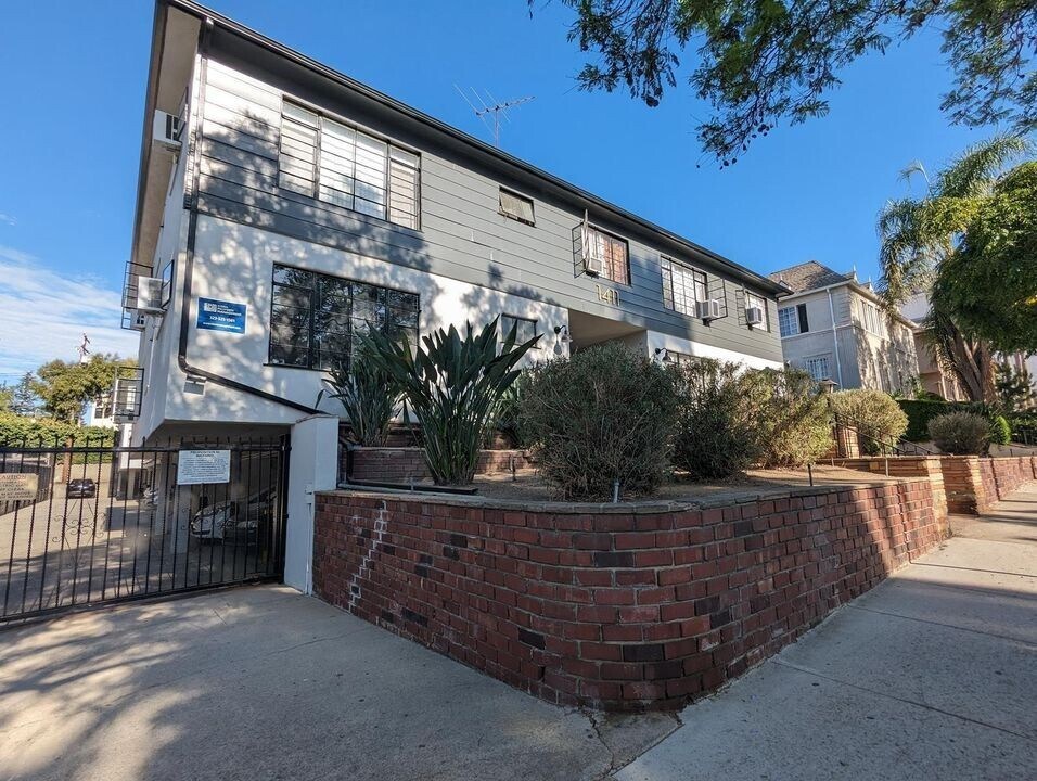Building Photo - 1411 Laurel Ave