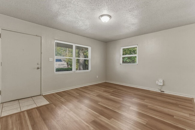 Building Photo - 1427 Connecticut St