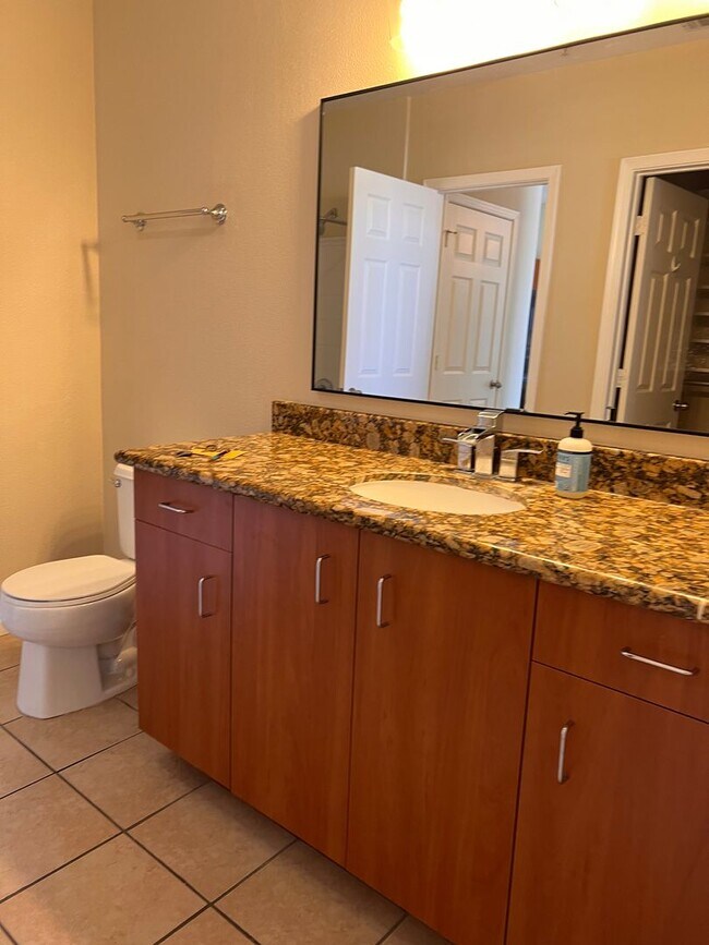 Building Photo - $2,300 1 bedroom 1 bathroom San Jose Brickyard Condo Near 280, Downtown SJ and SJSU