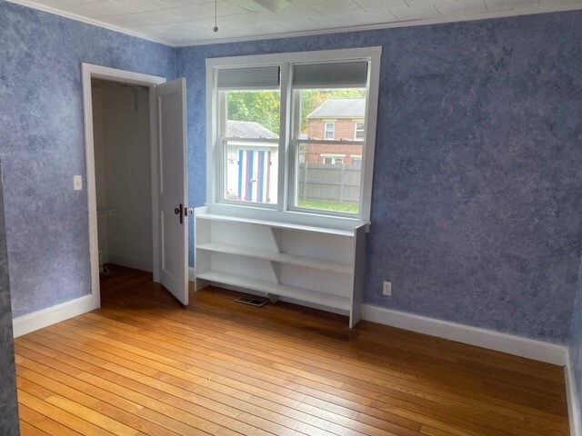 Guest Rm - 414 Centre St