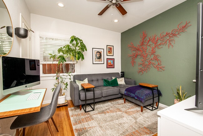 Building Photo - 3254 Upas St