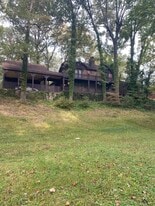 Building Photo - 618 W Lelia St