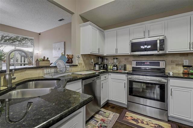 Building Photo - 1224 Big Bend Dr