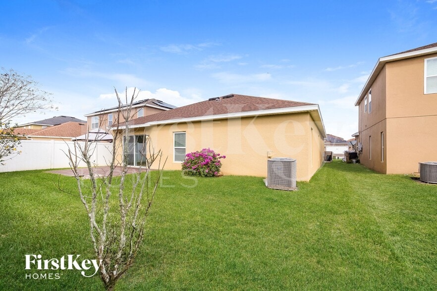 Building Photo - 4724 Rockvale Dr