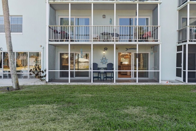 Building Photo - Coastal Living Awaits With This 2-Bed, 2-Bath Condo In Waterway East!