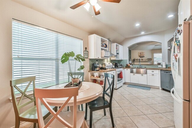 Building Photo - 17118 Kobuk Valley Cir