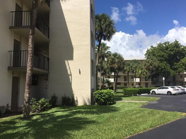 Building Photo - 2440 DC Country Club Boulevard