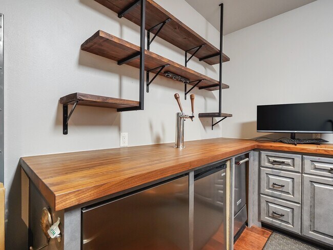 Building Photo - 23815 Dolci Ln