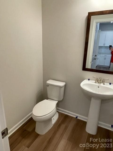 Building Photo - A cozy house with 3 beds and 2.5 bath in H...